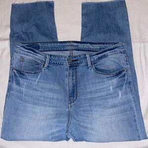 Signature by Levi Strauss Light Blue Women's Ankle Jeans